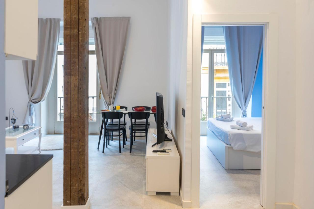 Acogedor Apartamento En Pleno Centro De Malaga By Sharingco Apartment Exterior foto
