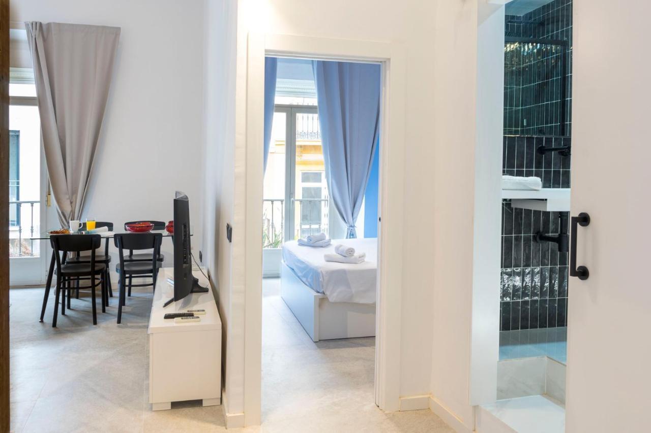 Acogedor Apartamento En Pleno Centro De Malaga By Sharingco Apartment Exterior foto