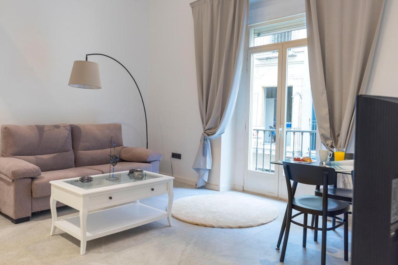Acogedor Apartamento En Pleno Centro De Malaga By Sharingco Apartment Exterior foto